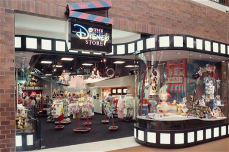 1987 – Disney Store